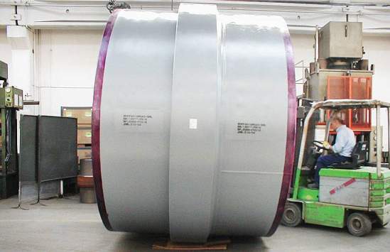 Insulating monolithic joint of 128 inches (3251 mm) diameter for a water pipeline